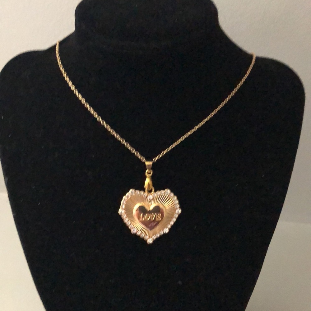 Gold Heart ❤️ Necklace - Picture 2 of 8